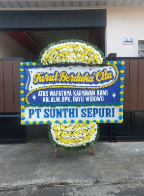 Papan Bunga Duka di Pujungan